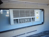 UDトラックスクオントレーラーヘッド（トラクターヘッド）大型（10t）[写真25]