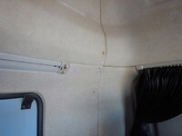 UDトラックスクオントレーラーヘッド（トラクターヘッド）大型（10t）[写真26]