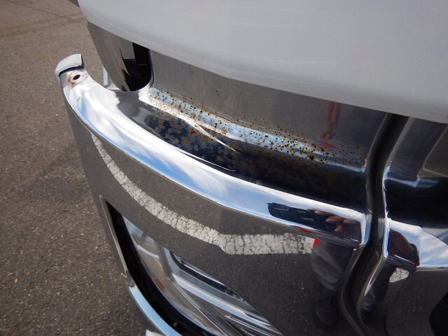 UDトラックスクオントレーラーヘッド（トラクターヘッド）大型（10t）[写真27]