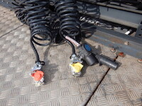 UDトラックスクオントレーラーヘッド（トラクターヘッド）大型（10t）[写真37]