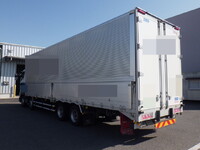 いすゞギガアルミウイング大型（10t）[写真02]