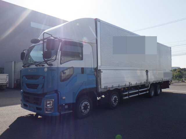 いすゞギガアルミウイング大型（10t）[写真03]