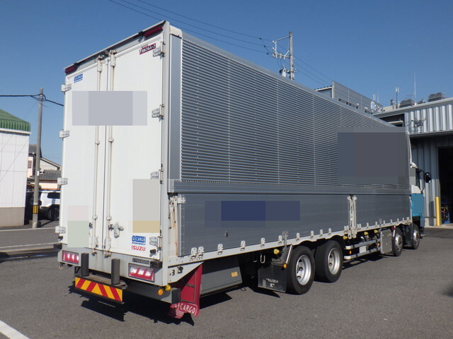 いすゞギガアルミウイング大型（10t）[写真04]