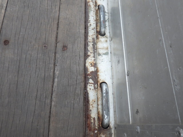 日野プロフィア平ボディ大型（10t）[写真14]