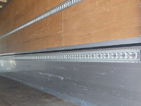 いすゞフォワードアルミウイング中型（4t）[写真19]