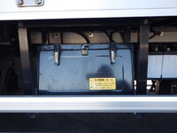 いすゞフォワードアルミウイング中型（4t）[写真25]