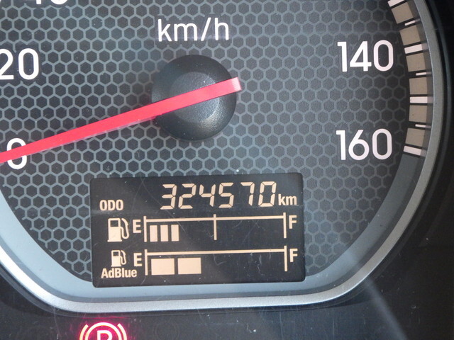 いすゞフォワードアルミウイング中型（4t）[写真35]