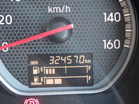 いすゞフォワードアルミウイング中型（4t）[写真36]