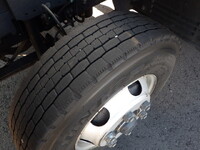 いすゞフォワードアルミウイング中型（4t）[写真08]