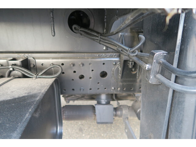 三菱ふそうキャンター高所作業車小型（2t・3t）[写真13]