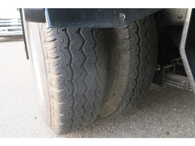 三菱ふそうキャンター高所作業車小型（2t・3t）[写真15]