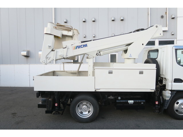 三菱ふそうキャンター高所作業車小型（2t・3t）[写真06]