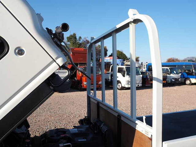 いすゞエルフ平ボディ小型（2t・3t）[写真23]