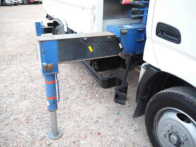 日野デュトロクレーン4段小型（2t・3t）[写真08]