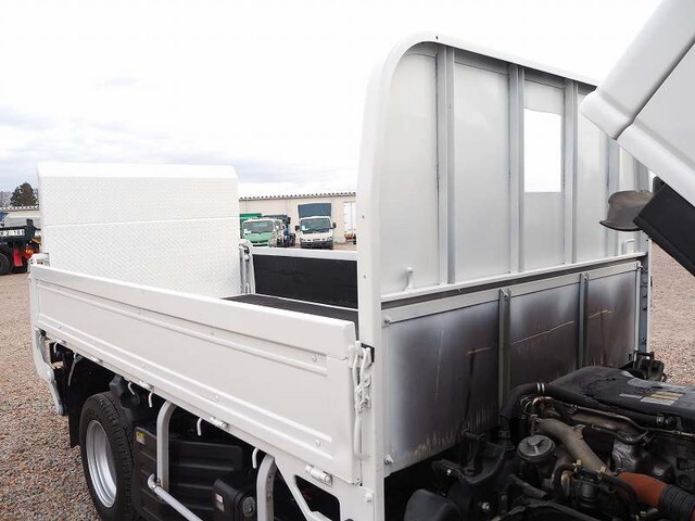 いすゞエルフ平ボディ小型（2t・3t）[写真15]