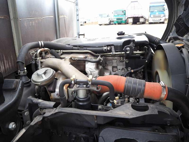 いすゞエルフ平ボディ小型（2t・3t）[写真16]