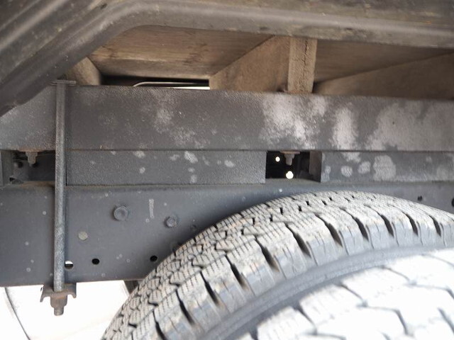 いすゞエルフ平ボディ小型（2t・3t）[写真20]