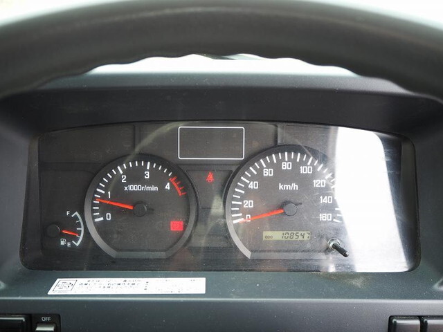 いすゞエルフ平ボディ小型（2t・3t）[写真39]