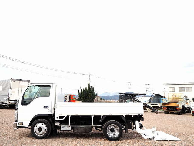 いすゞエルフ平ボディ小型（2t・3t）[写真04]