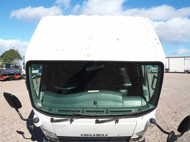 いすゞエルフクレーン3段小型（2t・3t）[写真23]