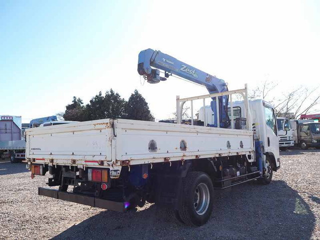 いすゞエルフクレーン3段小型（2t・3t）[写真04]