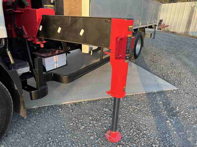 いすゞエルフクレーン4段小型（2t・3t）[写真16]