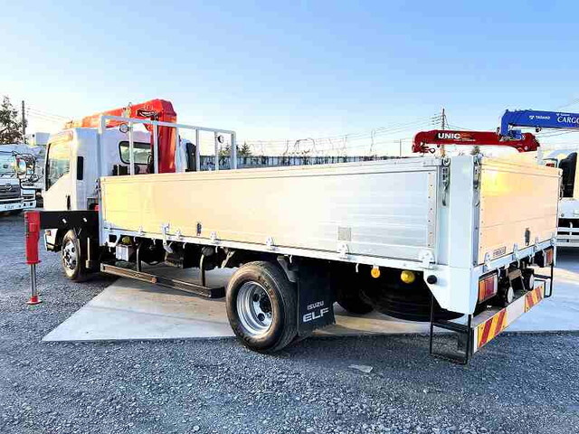 いすゞエルフクレーン4段小型（2t・3t）[写真02]