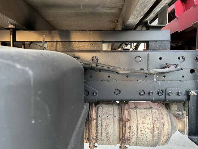 いすゞエルフクレーン4段小型（2t・3t）[写真27]