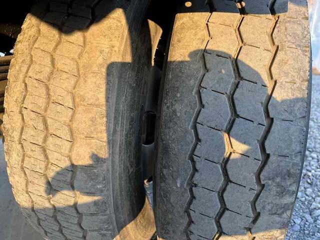 いすゞエルフクレーン4段小型（2t・3t）[写真34]