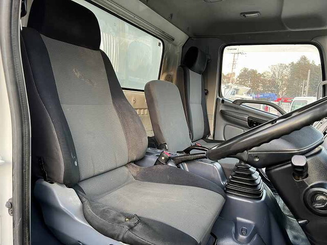 日野レンジャーダンプ中型（4t）[写真35]