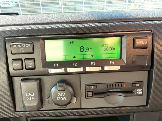 日野レンジャー冷凍車（冷蔵車）中型（4t）[写真22]