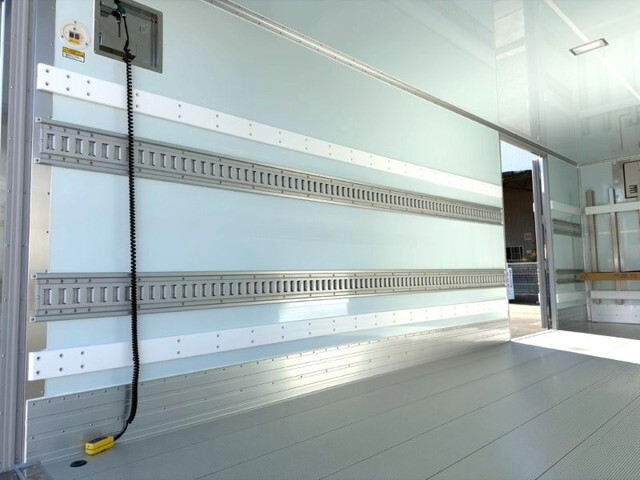 日野レンジャー冷凍車（冷蔵車）中型（4t）[写真09]