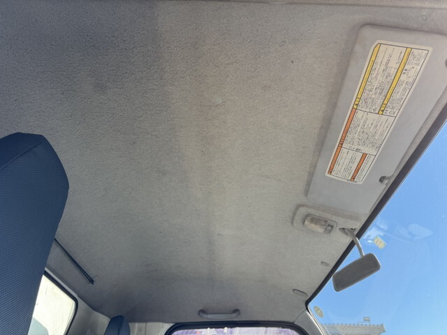 三菱ふそうキャンターダンプ小型（2t・3t）[写真16]