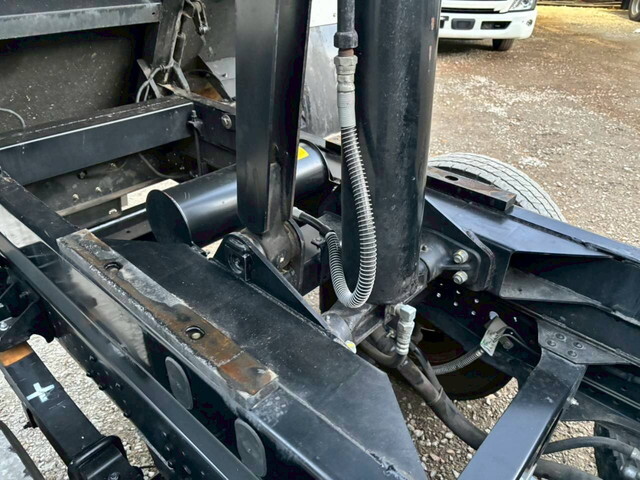 三菱ふそうキャンターダンプ小型（2t・3t）[写真37]