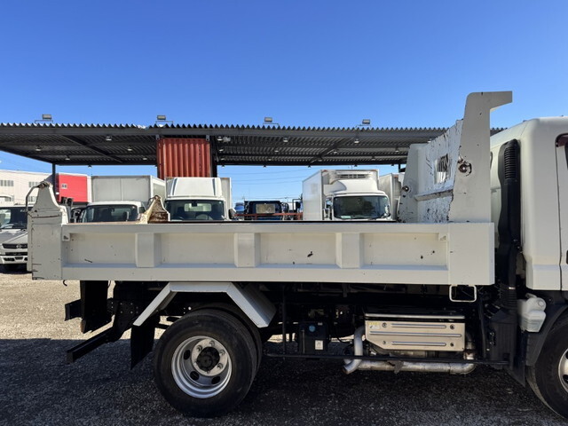 三菱ふそうキャンターダンプ小型（2t・3t）[写真06]
