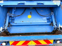 いすゞエルフパッカー車（塵芥車）小型（2t・3t）[写真11]