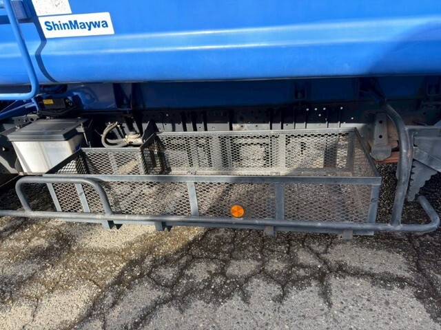 いすゞエルフパッカー車（塵芥車）小型（2t・3t）[写真21]