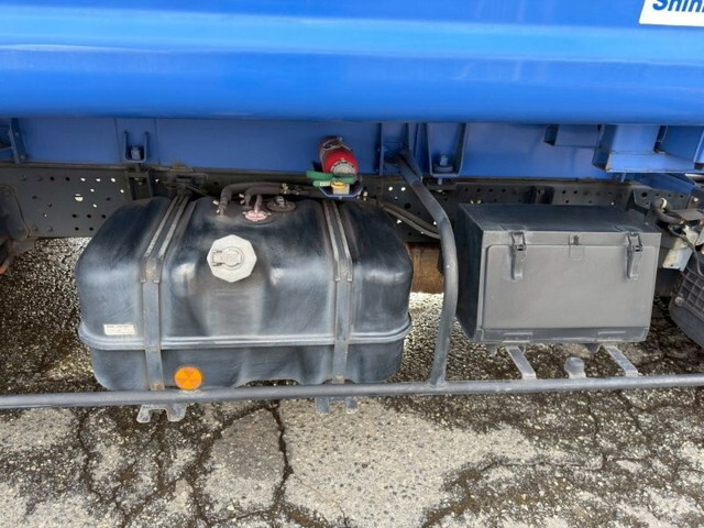 いすゞエルフパッカー車（塵芥車）小型（2t・3t）[写真24]