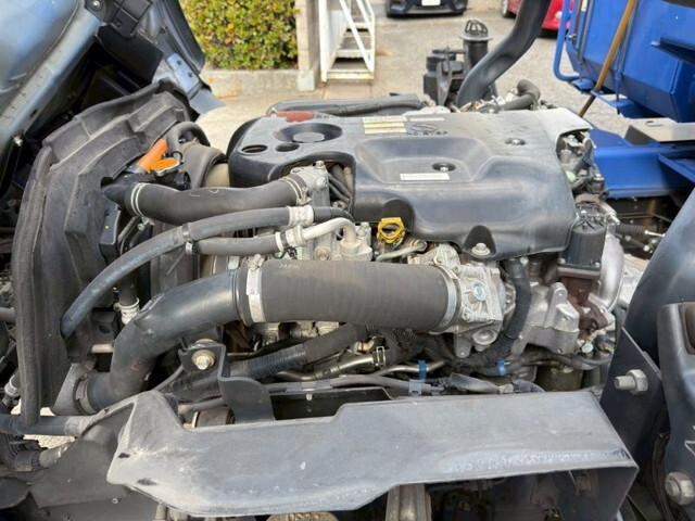 いすゞエルフパッカー車（塵芥車）小型（2t・3t）[写真29]