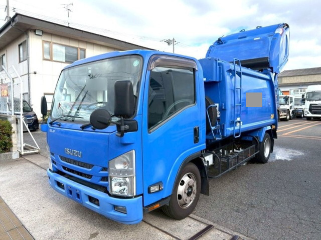 いすゞエルフパッカー車（塵芥車）小型（2t・3t）[写真03]