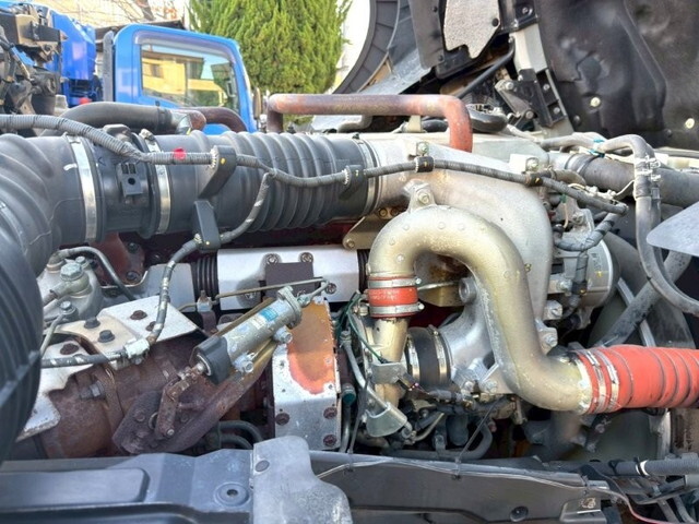 日野プロフィアトレーラーヘッド（トラクターヘッド）大型（10t）[写真15]