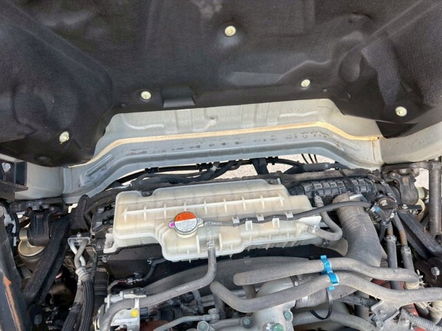 日野プロフィアトレーラーヘッド（トラクターヘッド）大型（10t）[写真17]