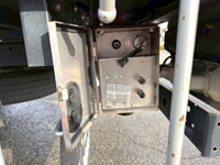 日野デュトロ幌ウイング小型（2t・3t）[写真14]