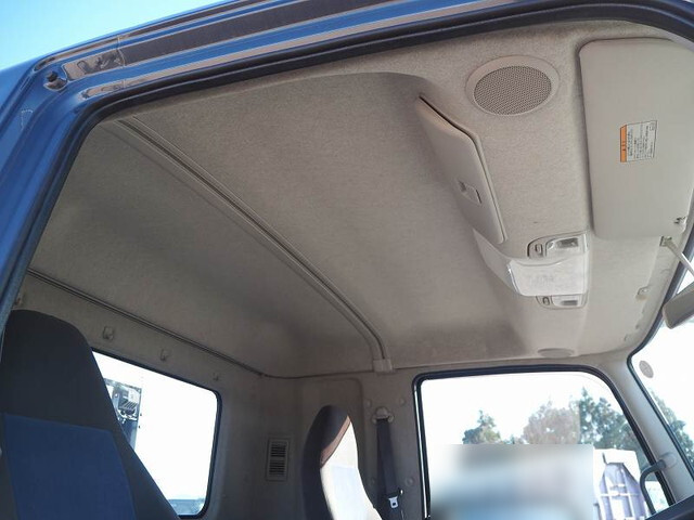 三菱ふそうファイタークレーン4段中型（4t）[写真35]