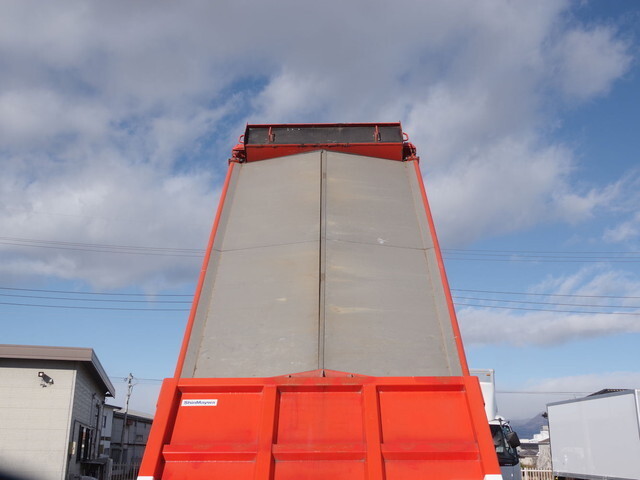 日野レンジャー深ダンプ（土砂禁ダンプ）増トン（6t・8t）[写真15]