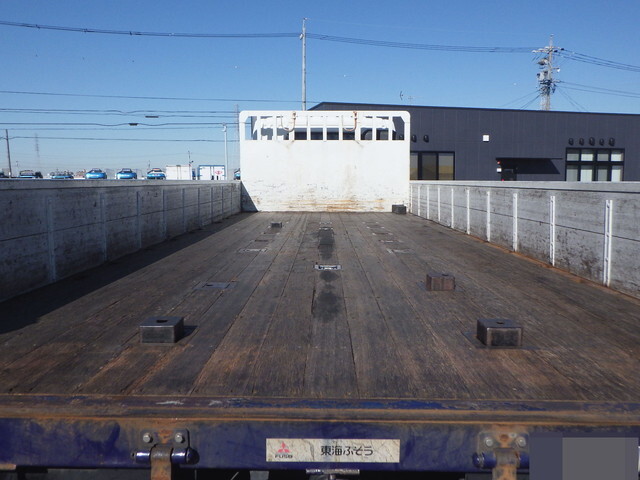 三菱ふそうファイター平ボディ増トン（6t・8t）[写真04]