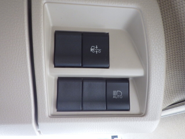 日野プロフィアアルミウイング大型（10t）[写真17]