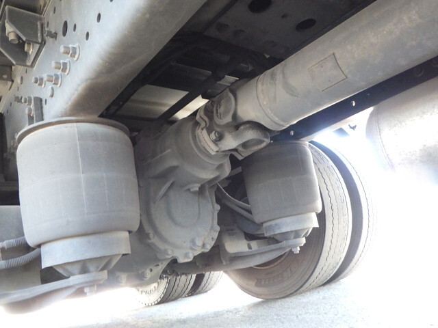 日野プロフィアアルミウイング大型（10t）[写真23]