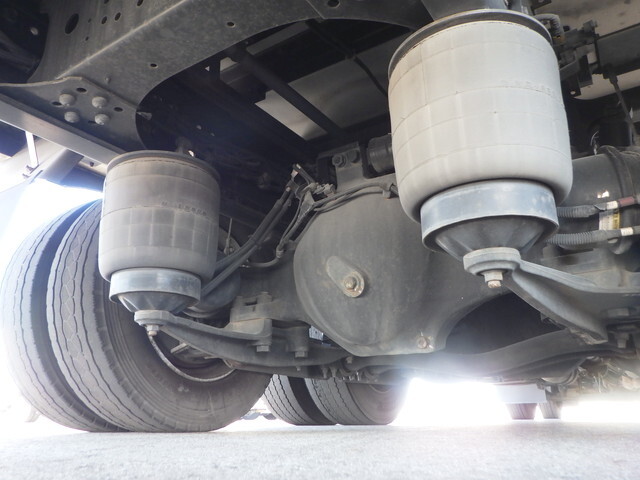 日野プロフィアアルミウイング大型（10t）[写真24]