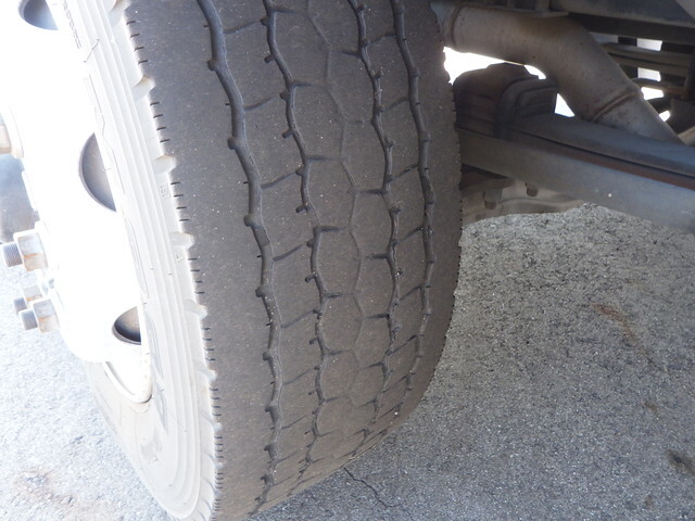 日野プロフィアアルミウイング大型（10t）[写真31]